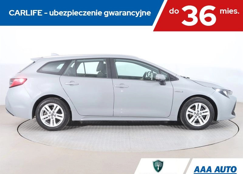Toyota Corolla cena 76000 przebieg: 89356, rok produkcji 2019 z Mieroszów małe 301